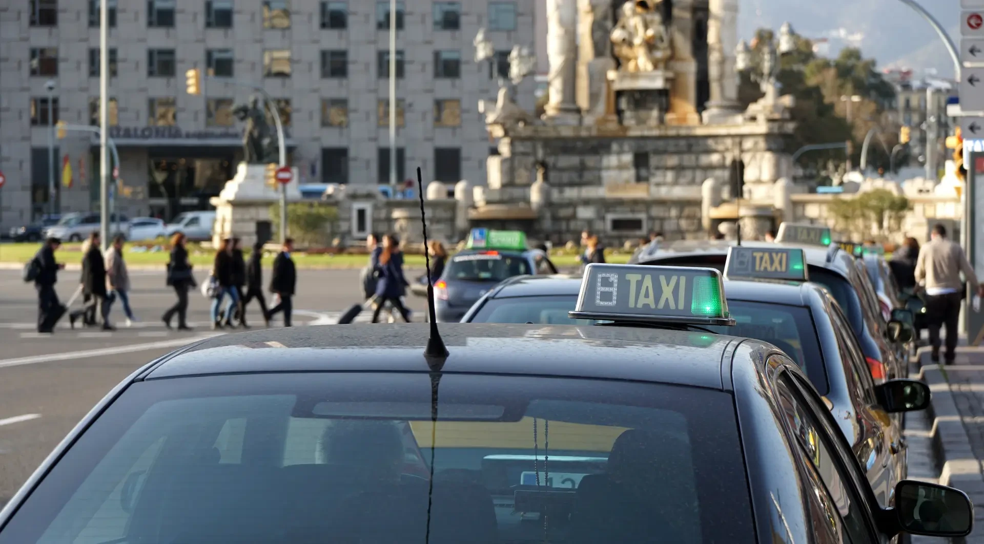 best Gatwick Taxis